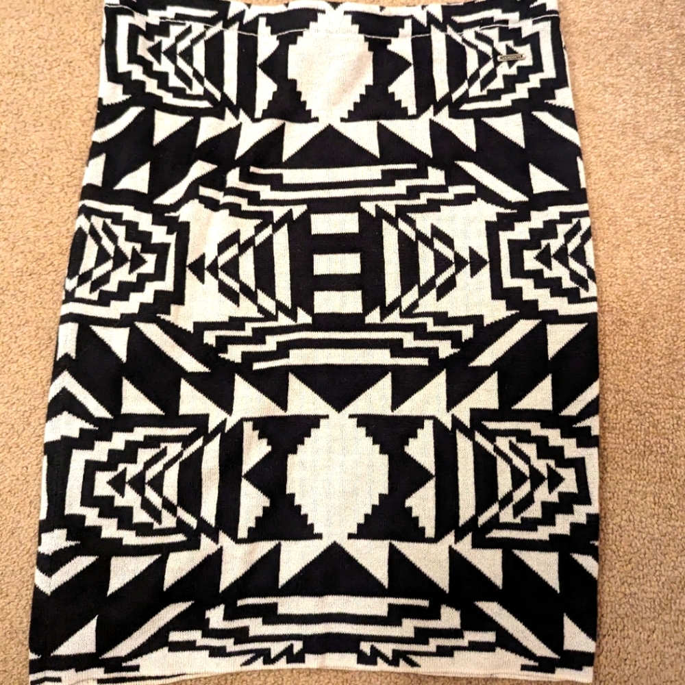 Volcom mini skirt